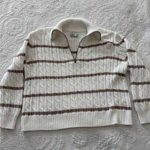 Hollister Cream and Brown Zip-Up Sweater